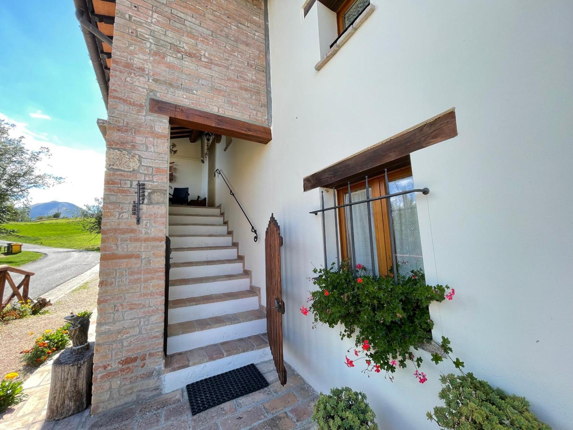 Agriturismo Le Castellare Montemonaco Exterior foto